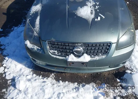 2005 Nissan Altima 2.5 S z USA, uszkodzony, nr VIN 1N4AL11D75N470478